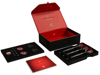Target Daytona Fire 4 steeltip dartpijlen